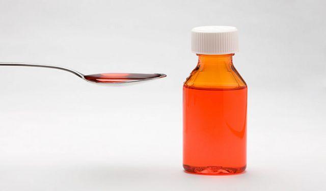 男孩喝蜂蜜水的危害,孩子喝多了止咳糖浆会上瘾吗