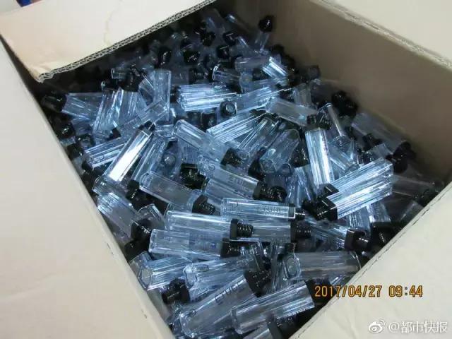 假冒化妆品最新案例,大批化妆品真假