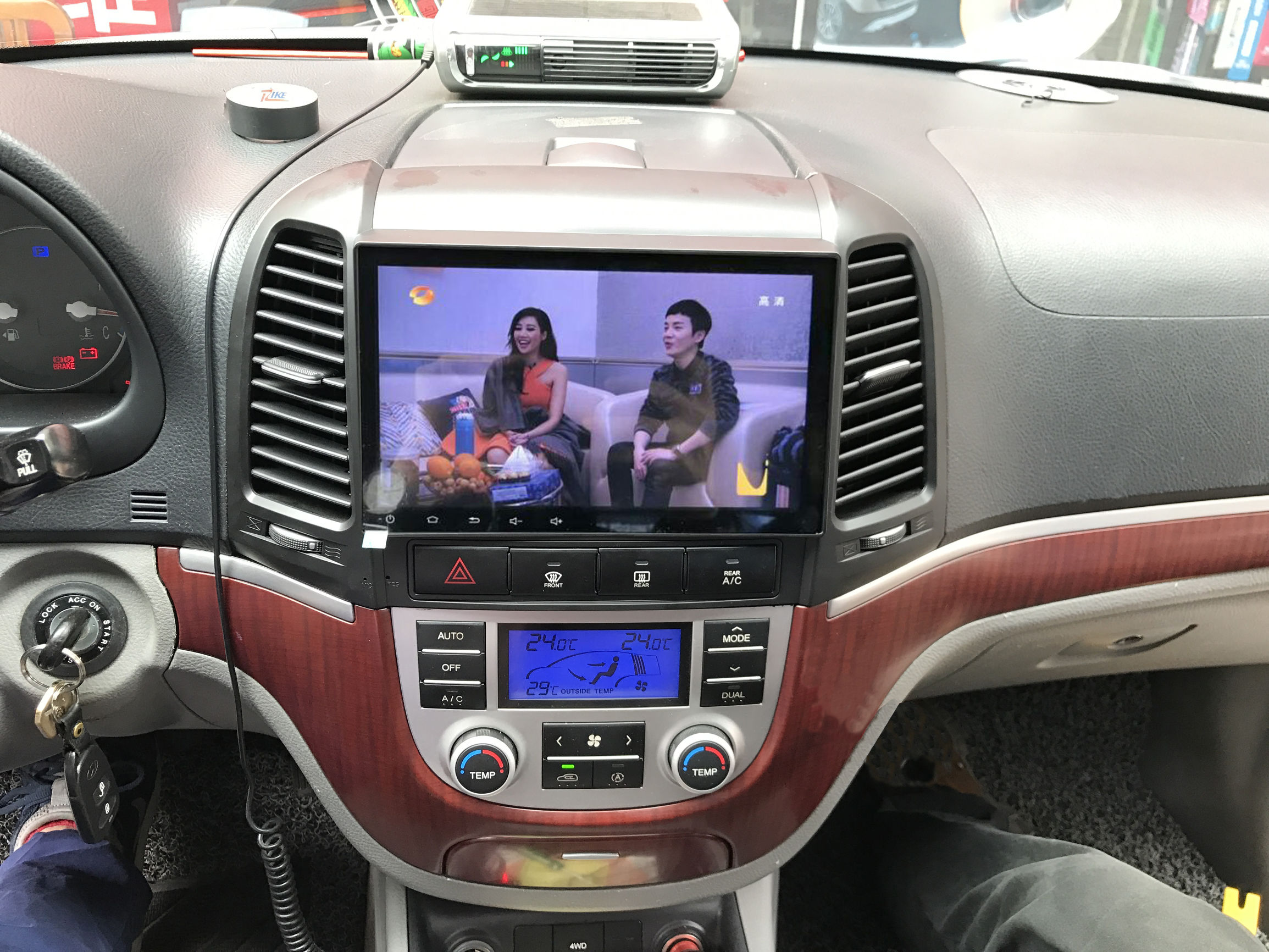 新款胜达安装大屏导航,现代胜达dvd怎么关