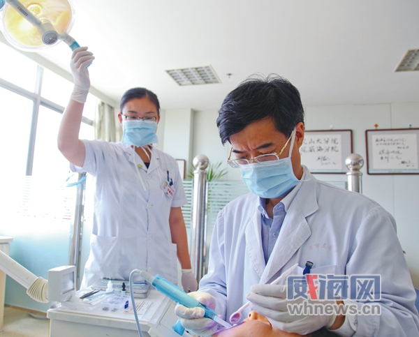 关爱口腔呵护牙齿健康,修护牙齿呵护口腔健康