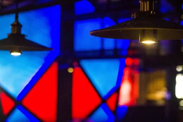 咳咳小哥，能给我来个梅雨天的freestyle吗？