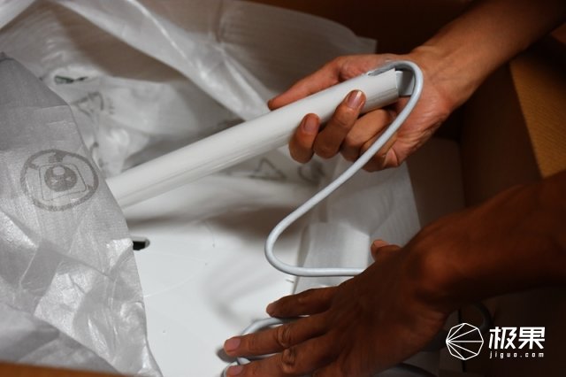 三星最好的显示器是什么,为什么大家都说三星的手机屏幕好