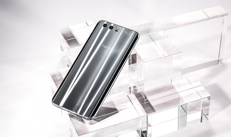 在工业标准最苛刻的德国发新品，卖得还比国内贵，荣耀想搞事？