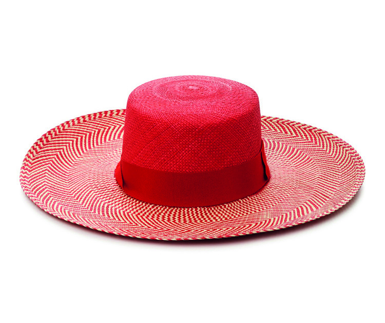 泳衣怎么穿休闲优雅秀出秀美气质,海边遮肉泳衣高级感