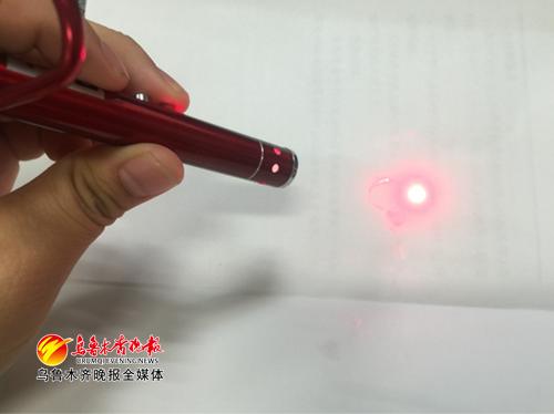 家长必须记住孩子玩的危险玩具,校门口危险玩具孩子千万别碰