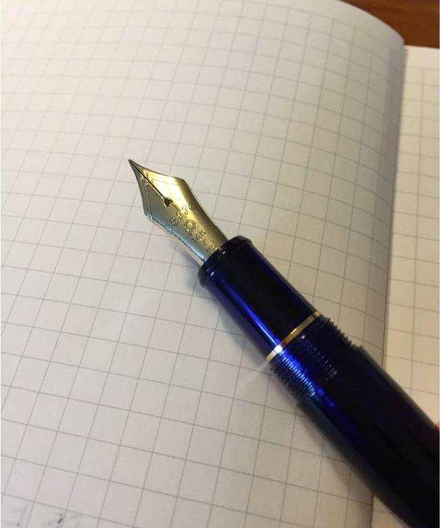 一支钢笔练字,值得种草的钢笔