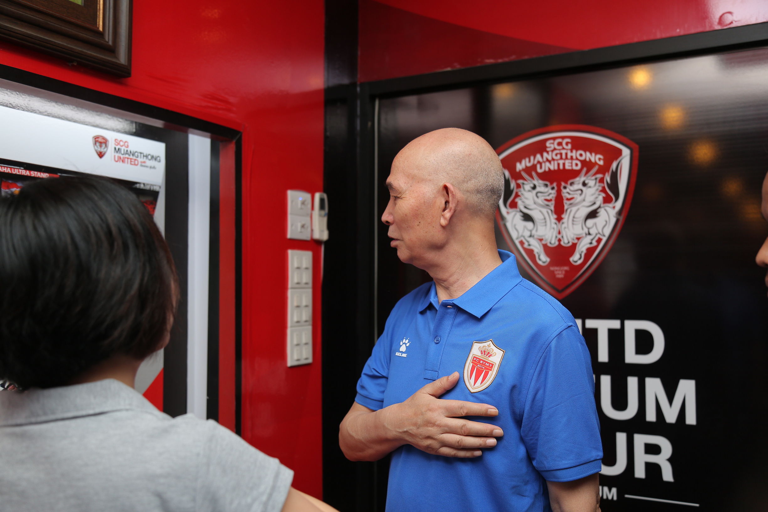 李伯清巴蜀笑星擂台赛完整视频,巴蜀擂台赛李伯清