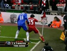 足球场上的搞笑进球,足球场上的经典搞笑瞬间又来了