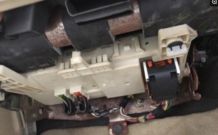 2万块钱买了个20万公里的车,2万块钱买马自达6