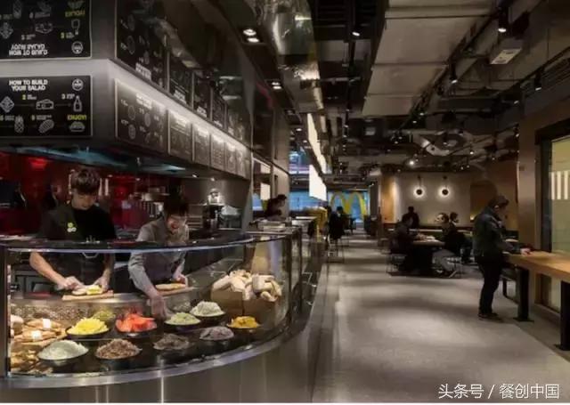 草木绿、工业风、无纸化点餐、小龙虾配朝日啤酒怎么潮怎么上