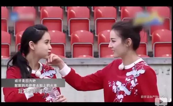 奔跑吧今夜收官，MC与嘉宾竟当众互相“打脸”，网友评论：舍不得这八只！