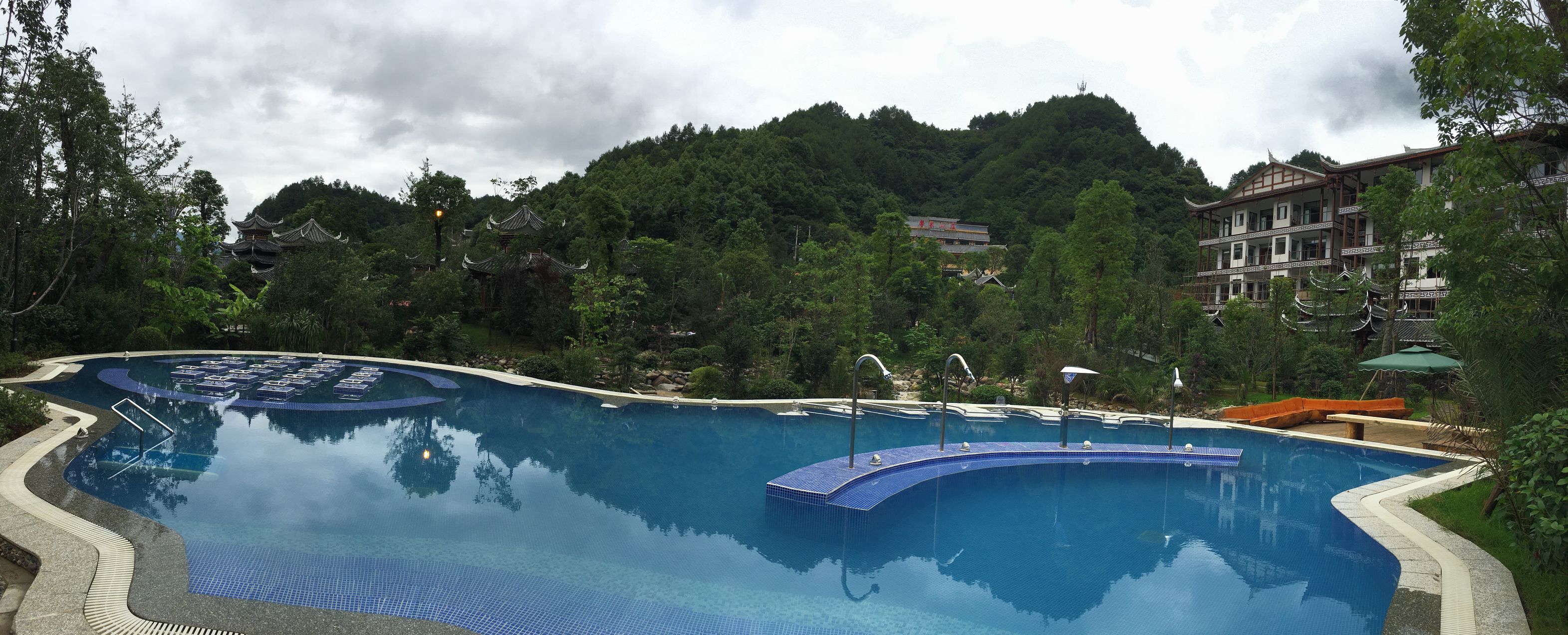 剑河温泉好玩吗,剑河的温泉水质是最好的吗