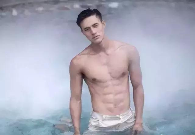 体育生毕业后，竟做了男模！