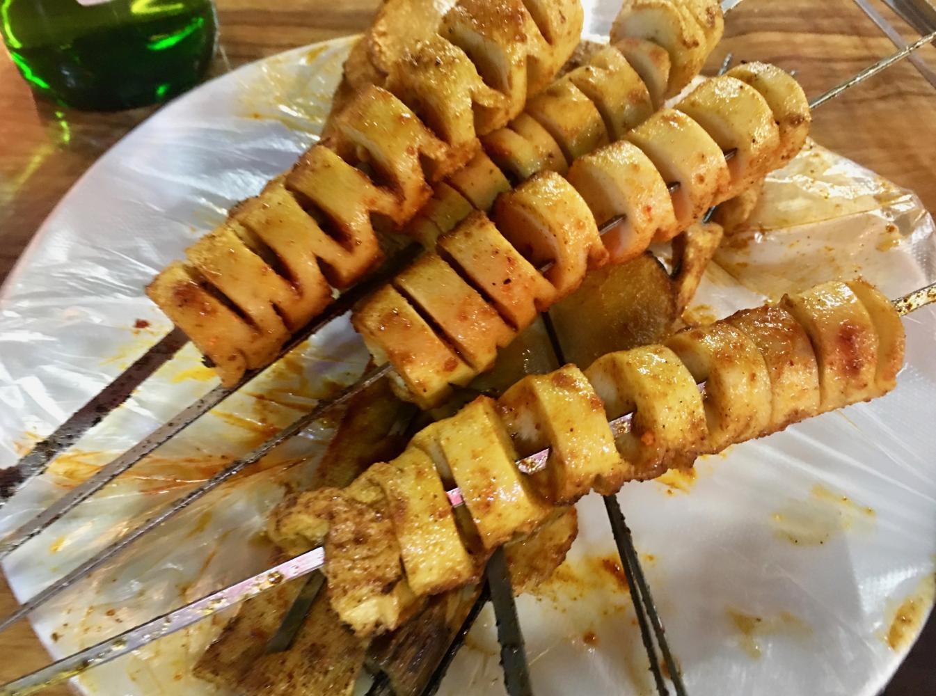 敦煌夜市吃美食,敦煌夜市莫高窟