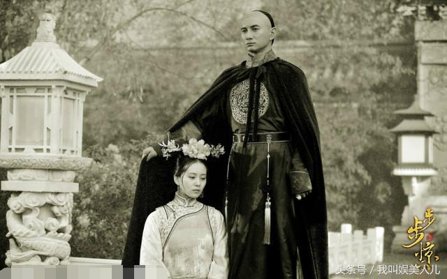 电视剧里淋雨的片段,电视剧中的淋雨戏女主角