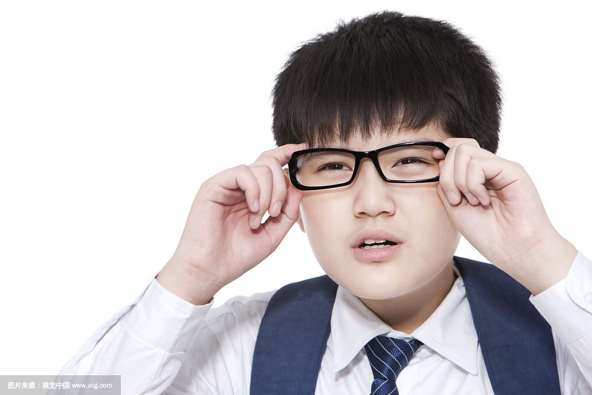 近视了家长不让戴眼镜,孩子近视家长不给戴眼镜怎么办