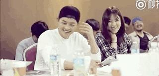 宋仲基宋慧乔白天揽腰秀甜蜜,宋仲基宋慧乔甜蜜太阳后裔