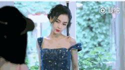 章子怡巴黎时装周白色休闲,章子怡米兰时装周白色裤裙