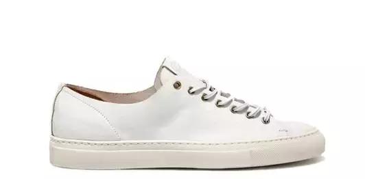 想买便宜好看的鞋子,想买小白鞋怕不耐脏怎么办