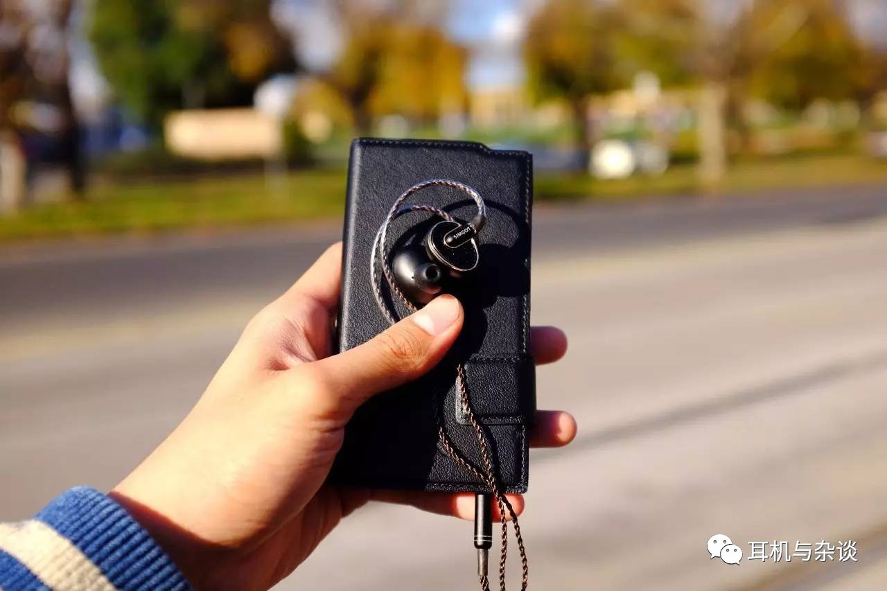 铜雀en700bass对比en700pro,兴戈铜雀en700和700pro有什么区别