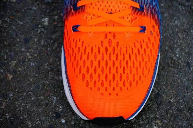 跑鞋测评nikezoompegasus37,耐克飞马34跑鞋讲解