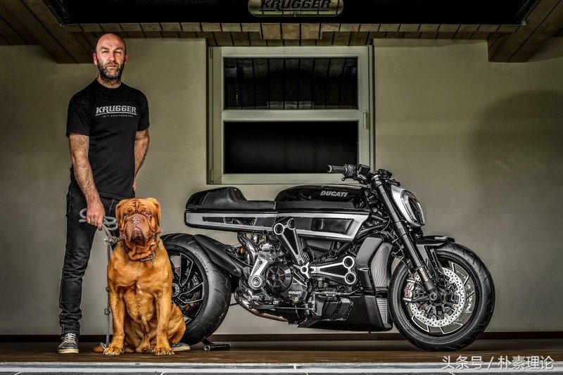 杜卡迪大魔鬼暴躁的高性能机车,杜卡迪顶级重机车图片