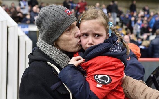 足球陪伴一生,足球为伴友谊长存