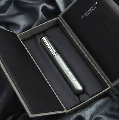 让人一闻就很干净的便宜香水,10款好闻高端的香水