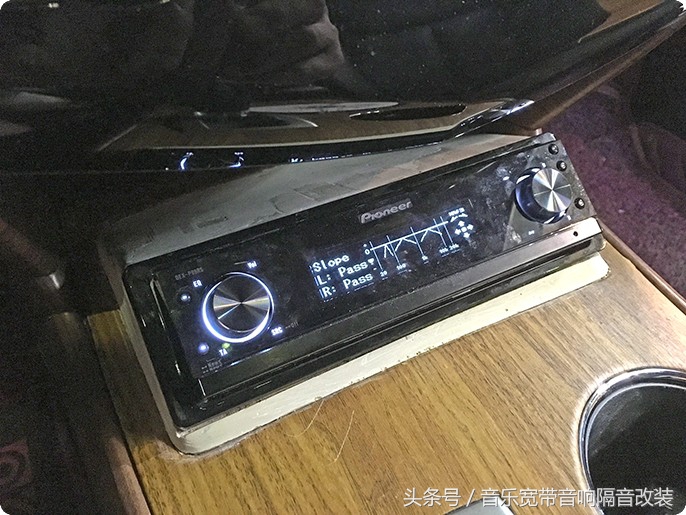 尼桑天籁音响改装,日产天籁音响改装倒模