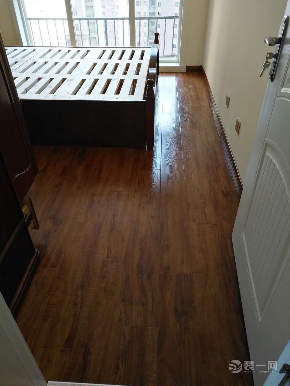 家具刚入场，晒新家实景图！郑州九龙城92平，简欧风格4.5万搞定，婆婆直夸好