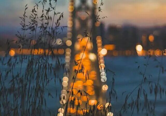 异地恋微信聊天对话,异地恋微信聊天对方会知道吗