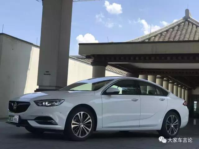 别克君威2022款652t试驾视频,别克新款君威试驾沉浸式体验