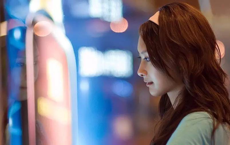 面对同性异性容易害羞,面对同性和异性不同反应