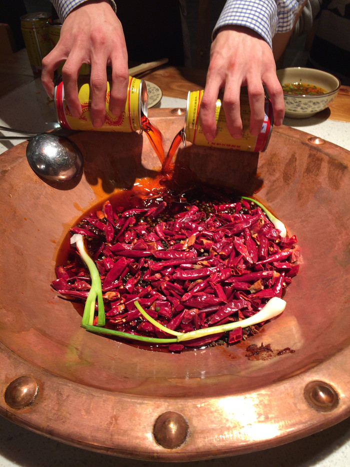 我们的故事缘定这里-四川