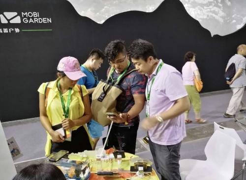 把烦恼带出去把快乐带回家,把烦恼送出去把美好带回来