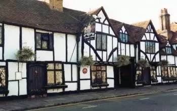 英国南部城市有哪些大学,英国的大学之城