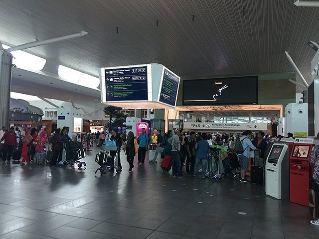 巴厘岛雨季旅游攻略图,巴厘岛的蓝梦岛值得去吗