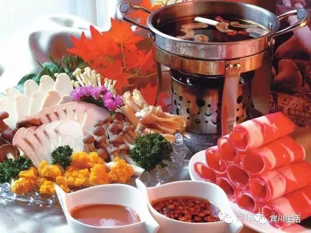 请不要对着手机流口水\^O^/宾川鸡足山正疯长的野生菌