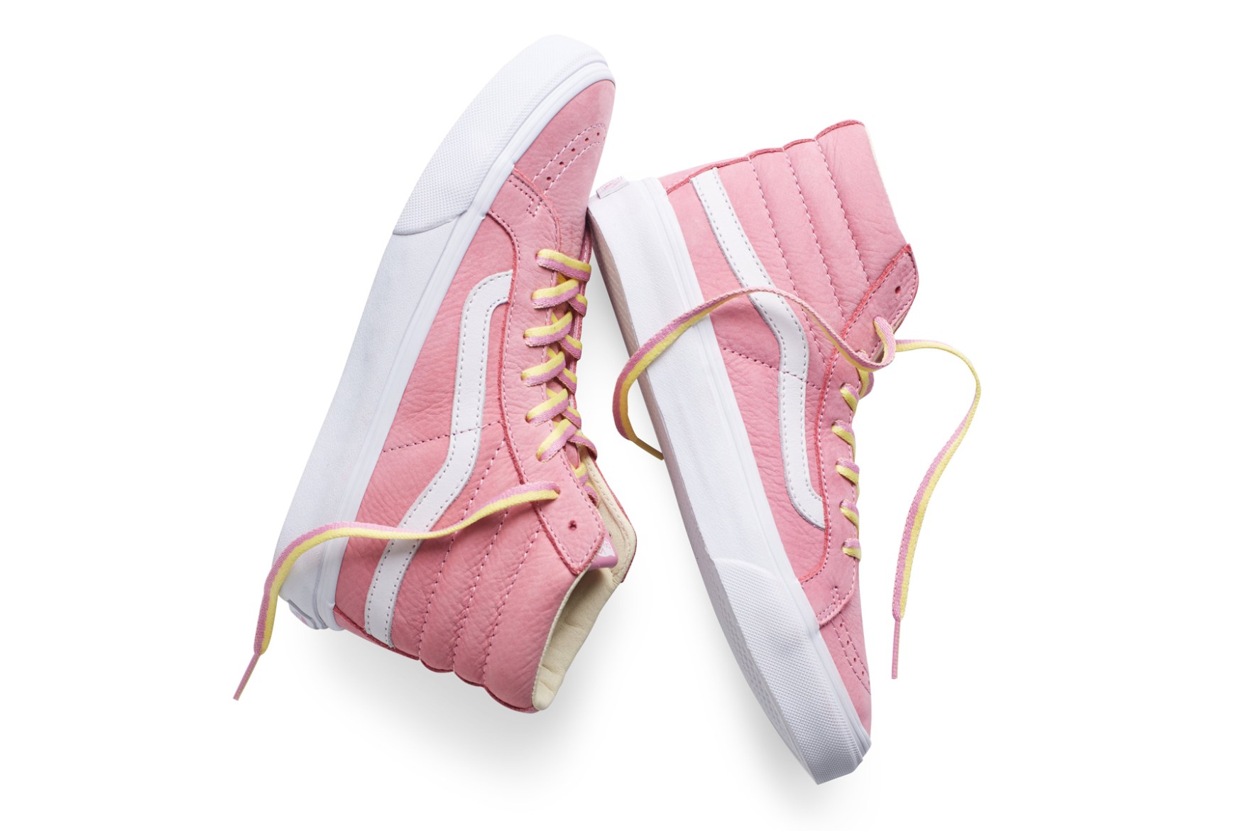 2020年流行色及流行穿搭,2021流行色到底怎么穿才好看