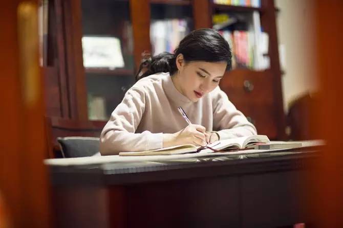 贵圈·第二期|Renee魏不饱：女人真正的美，是取悦自己