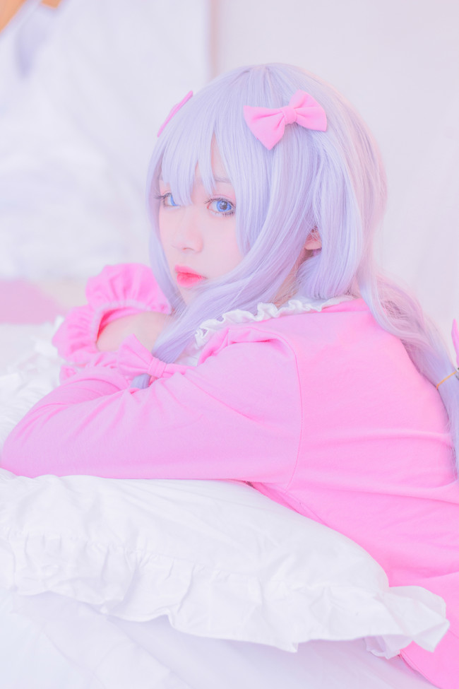 cos二次元少女漫画,双马尾动漫少女cos可爱