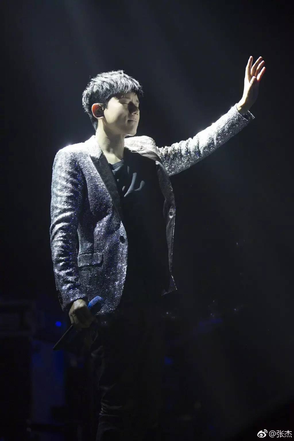 谢娜张杰最新情况,张杰被黑高能版就是爱