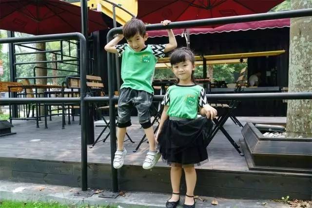 给宝宝购的衣服,给宝宝买衣服的注意事项