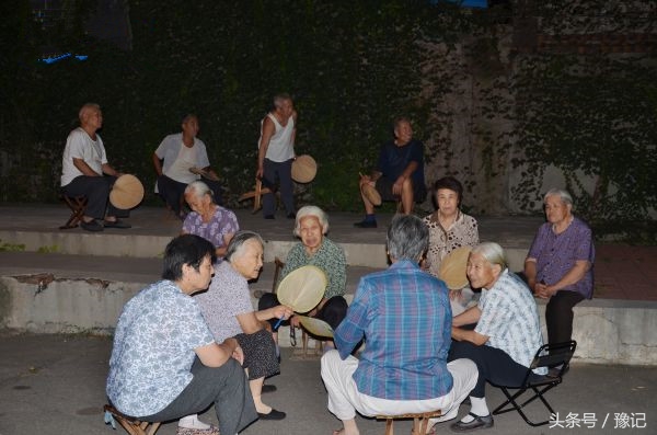 蒲扇老式怎么用,老式蒲扇是什么