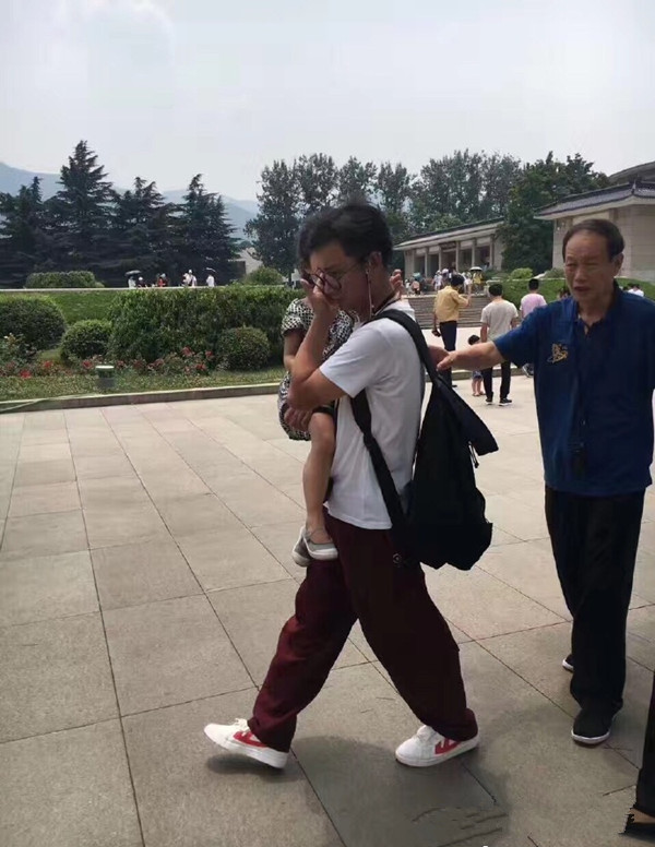 马伊琍离婚后带孩子去探班文章,马伊琍怎么处理小三的