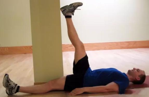 膝盖疼痛该怎么锻炼治疗,膝盖疼痛的治疗和锻炼方法