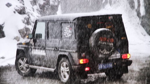 开着大通g50进藏,开奔驰g500去市区