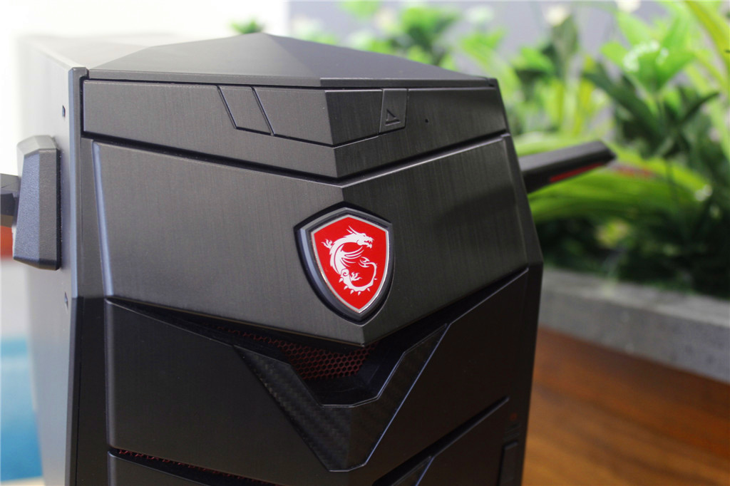 i7-10700和9700k游戏测评,gtx1070跑分笔记本