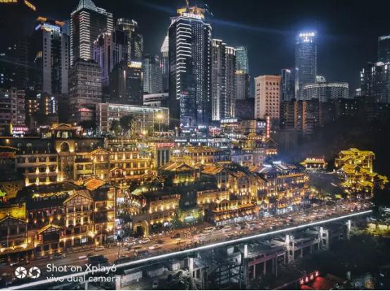 追寻城市极致之美，vivo带来平凡中的伟大