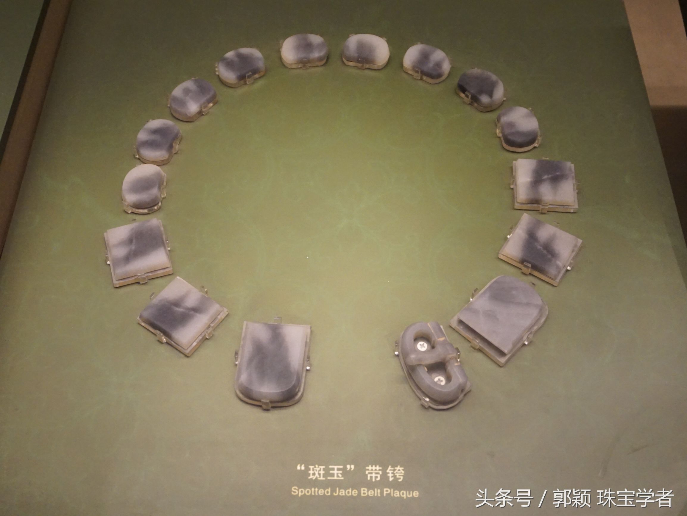 古代玉腰带怎么系,古代系腰带的作用